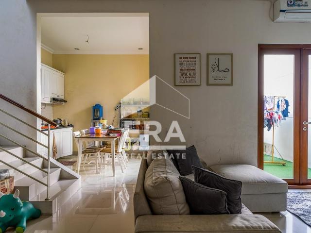 Rumah Siap Huni di Clover Hills Residence Tangerang Strategis