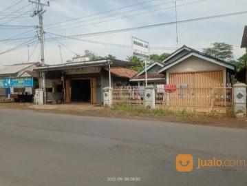 Rumah dijual di Karimun Jawa - Garasi, Dapur lengkap