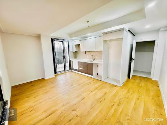 RUMELİ BÜLENT ECEVİT BULVAR ÜZERİ 2+1 SIFIR İSKANLI ÇİFT BALKON