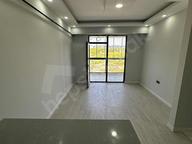 RUMELİDE SİTE 1+1 60m2 ARAKAT GENİŞ DAİRE