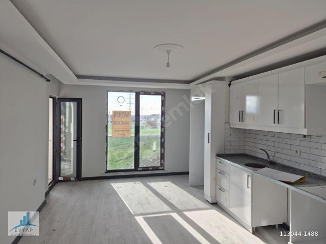 RUMELİ MAHALLESİ MEKKE CAMİİ CİVARI SATILIK 1+1 DAİRE