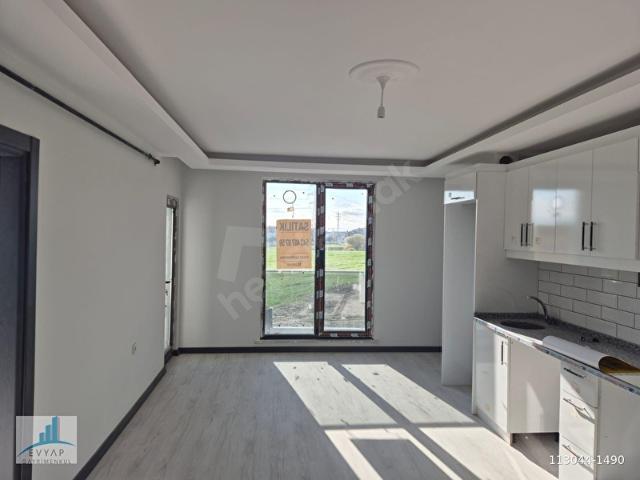 RUMELİ MAHALLESİ MEKKE CAMİİ CİVARI SATILIK 1+1 DAİRE