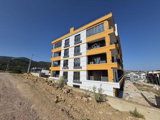 Rumeli World'den Blu Life Sitesinde Kiralık Sıfır 2+1 Daire