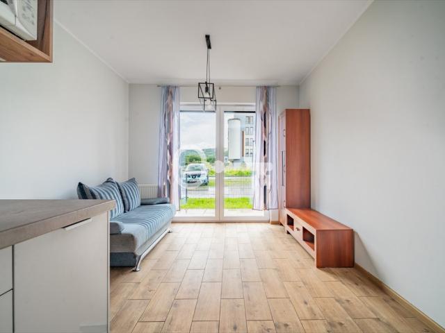 Rumia 34 m² z ogródkiem, komórką i windą