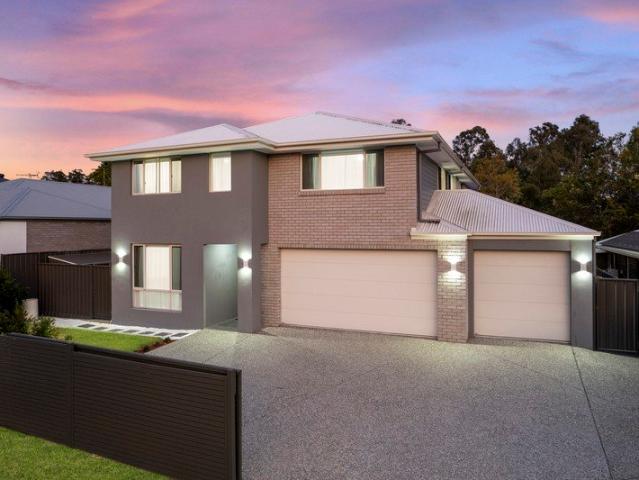 Runcorn's finest on offer Opulent design with expansive layout!