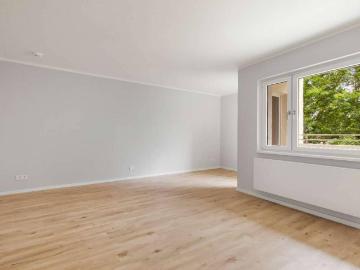 Rundum Sorglos Paket auf 53 m²: 2 Zi. Whg. mit Einbauküche, Balkon und Parkplatz