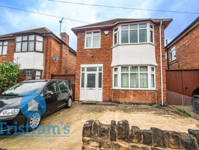 Runswick Drive 4 bed house share to rent £1,212 pcm £280 pw