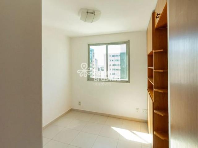 Rua 14 Apartamento com 03 Suítes no Supremo Residencial Águas Claras Norte / DF