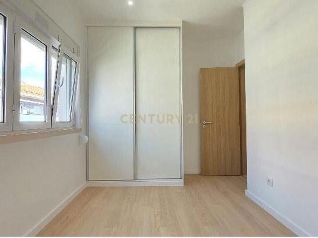 Rua 1º de Maio, Amadora, Portugal, Aguas Livres, Lisbon 2700 678
