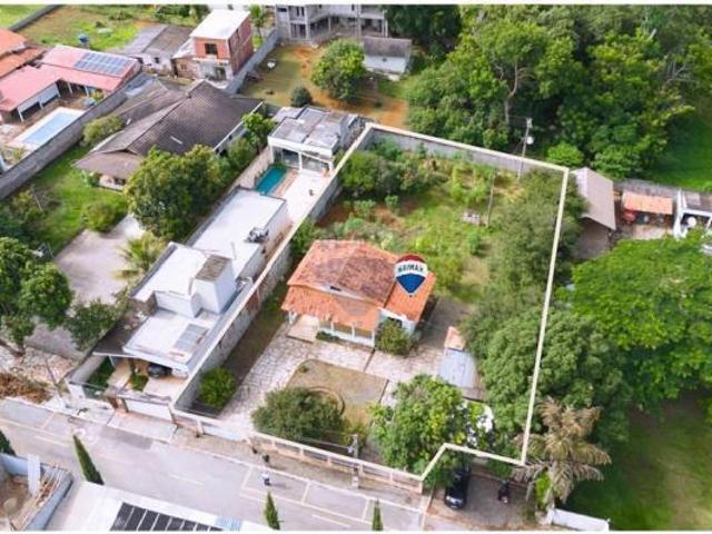 Rua 1 Jockey Club Casa em Lote de 1.261 metros Oportunidade Rara!
