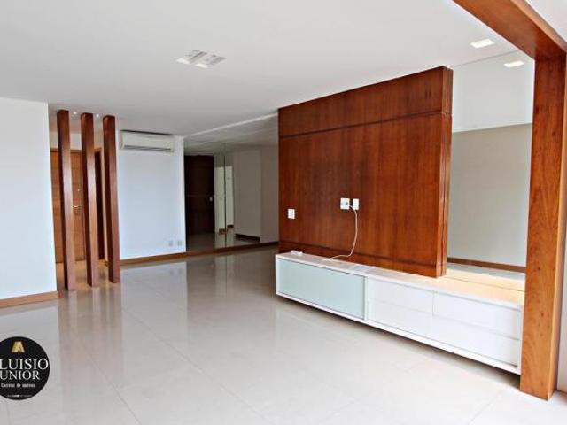 Rua 28 VIA MAJESTIC 174Mº, 6º ANDAR, 4 QTS, REFORMADO, 3 VAGAS SOLTAS