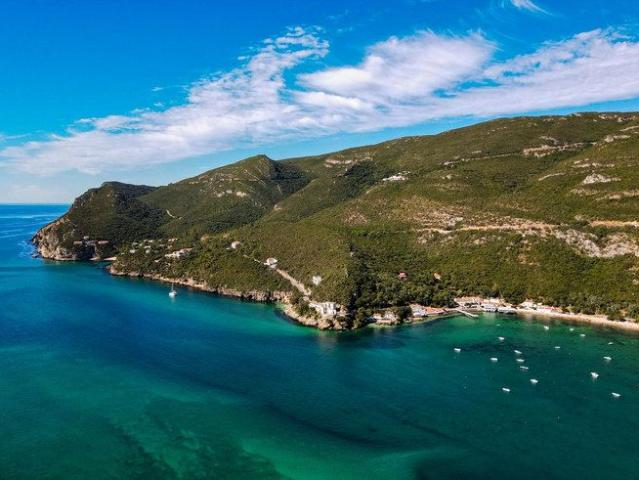 Rua do Portinho da Arrábida, 2925 378 São Lourenço, Portugal