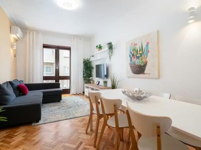 Rua da Boavista, Porto, Braga 4050 104