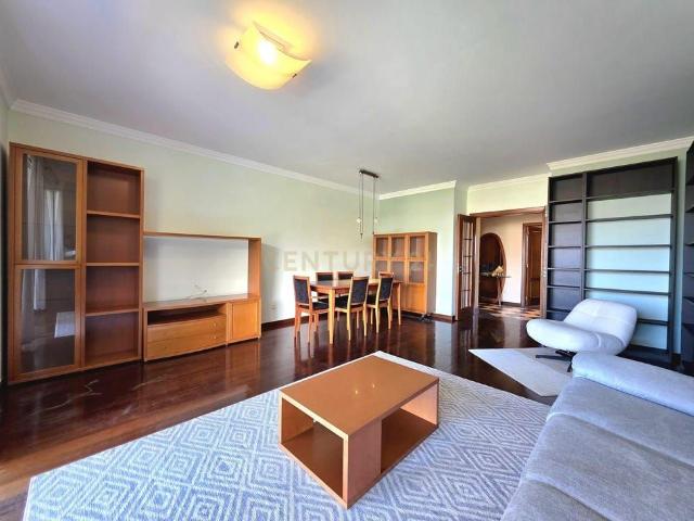 Rua da Fundao Zino, Edifício Colinas da Casa Branca T, Ilha da Madeira, Madeira 9000 088