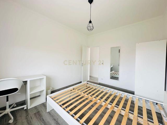 Rua da Paz, Portugal, Camarate, Lisbon 2680 174