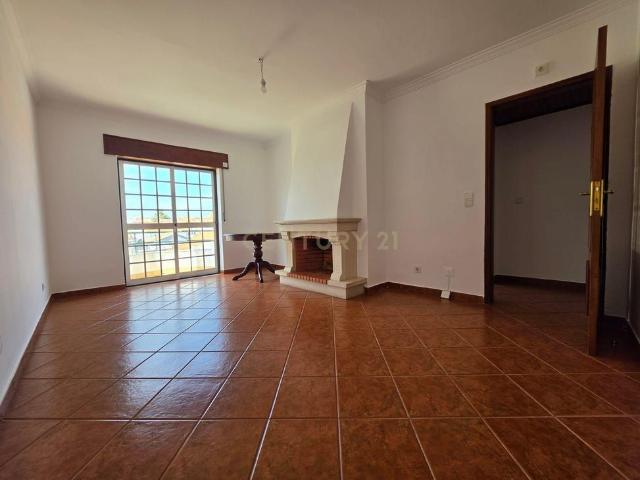 Rua das Descobertas, Quinta do Conde, Setúbal Municipality 2975 035