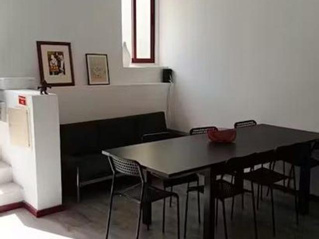 Rua de Nove de Abril, Porto, Braga 4050 265