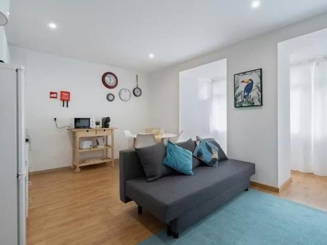 Rua de Santo Ildefonso, Porto, Porto District 4000 463