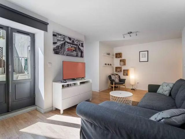 Rua de Santos Pousada, Porto, Braga 4000 485