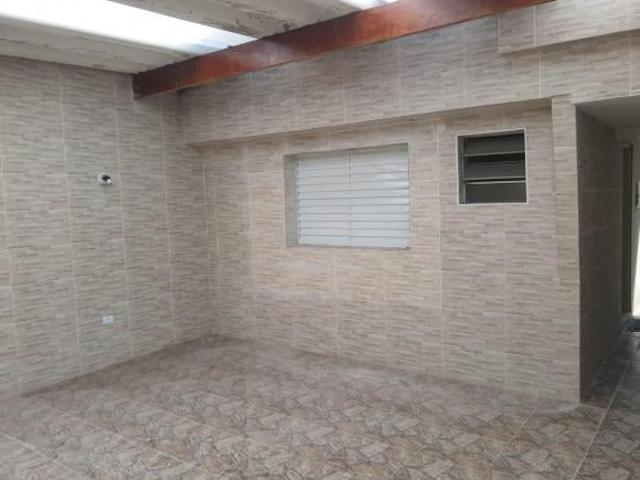 Rua Dráuzio, 2 Casas no mesmo terreno em frente a praça na Paulicéia SBC