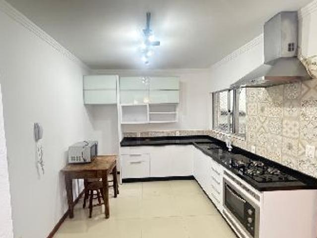 Rua João Pio Duarte Silva, 682, Florianópolis