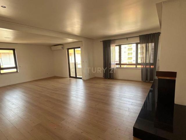 Rua Luís Falcão de Sommer, Entroncamento, Portugal, São João Baptista, Portalegre 2330 176