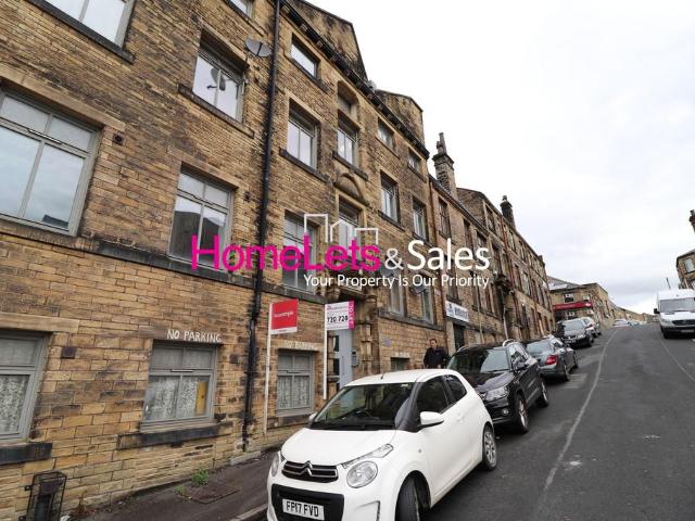 Ruby House, Bradford BD1 2 bed apartment to rent £650 pcm £150 pw