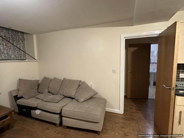 Ruby House, Dyson Street, Bradford. 1 bed apartment to rent £550 pcm £127 pw