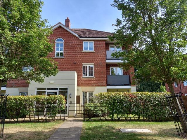 Rubys Walk, Fernwood, Newark NG24, 2 bed flat to rent, £800 pcm | PrimeLocation