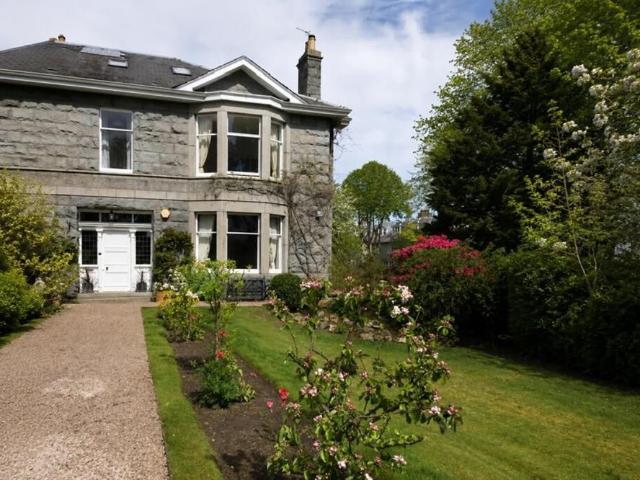 Rubislaw Den North, Aberdeen AB15, 6 bed semi detached house to rent, £3,000 pcm | PrimeLocation