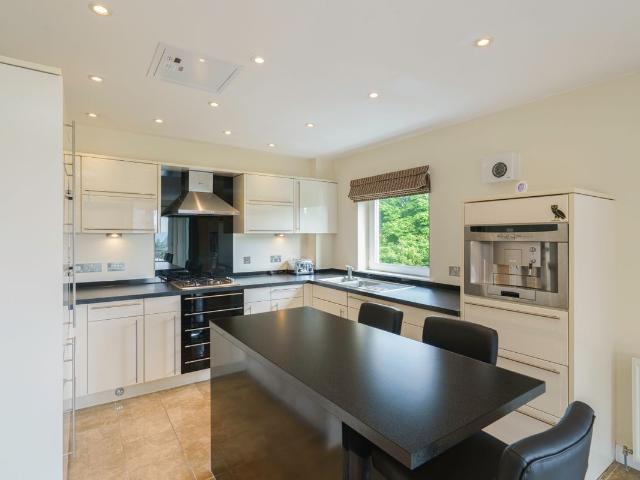 Rubislaw Drive, Aberdeen AB15, 3 bed flat to rent, £2,300 pcm | PrimeLocation