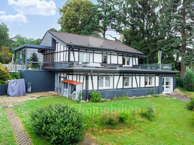 Rückzugsort im Grünen Idyllisches Wohnen im Ferienhaus nähe Lingesetalsperre!
