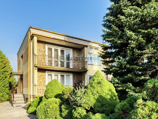 Przestronny dom 212 m² z dużą działką polecam!