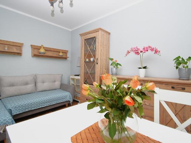 Do sprzedania komfortowe 2 pokojowe mieszkanie 51 m² z garderobą