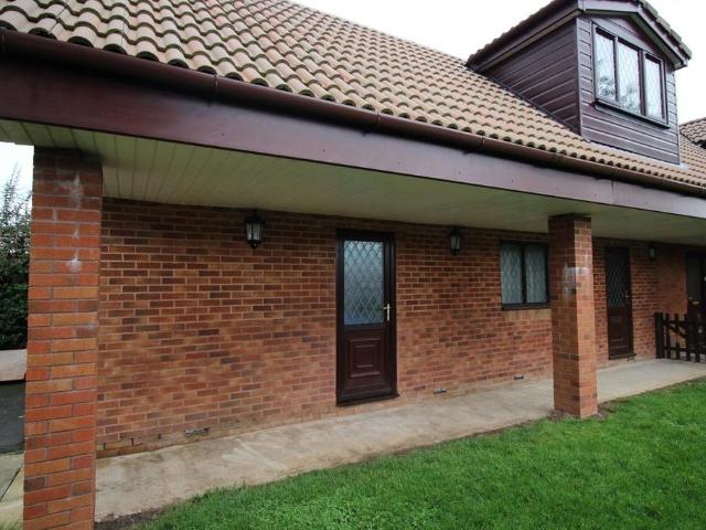Ruddymead, North Somerset BS21 1 bed apartment to rent £900 pcm £208 pw
