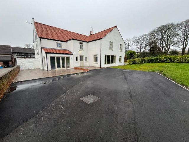 Rudstone Walk, South Cave, HU15 3 bed semi detached house to rent £1,700 pcm £392 pw