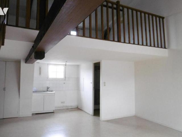 rue charles Morin: appartement de 2 pièces en duplex