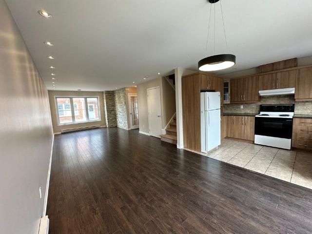 Rue Claudel, J4Z 0G9, Brossard