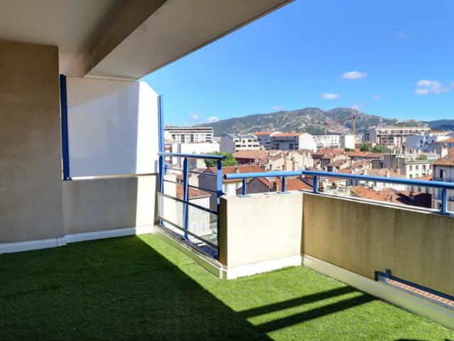 Rue Borde T4 Duplex Terrasse Tropézienne