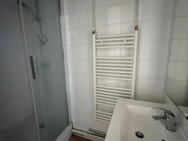 RUE BECHEVELIN/T2/MEUBLÉ/35 m2