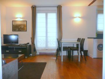 Rue de Grenelle lovely apartment near Eiffel Tower, Paris Amsterdam Apartments for Rent