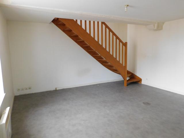 Rue de la cave Bayeux F2 en duplex