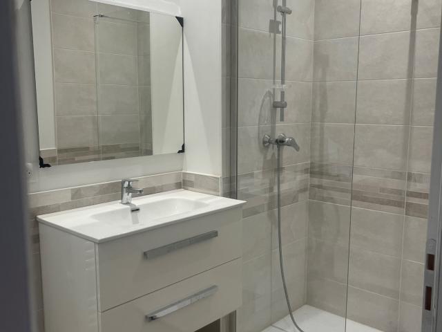 Rue de la Grotte au 2ème étage sans ascenseur, appartement T4 de 87,86m², logement conventionné