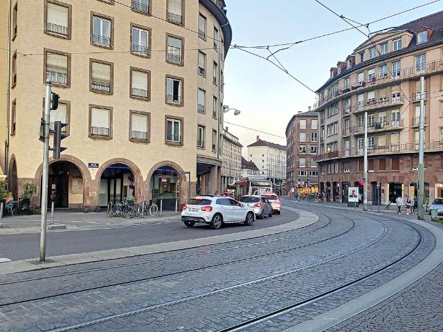 Rue De La Première Armée, Magnfique F1 Récemment Rénové