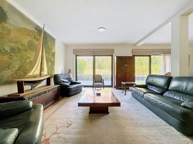 Rue de la Vignette – Ground floor 2 bedroom apartment with t