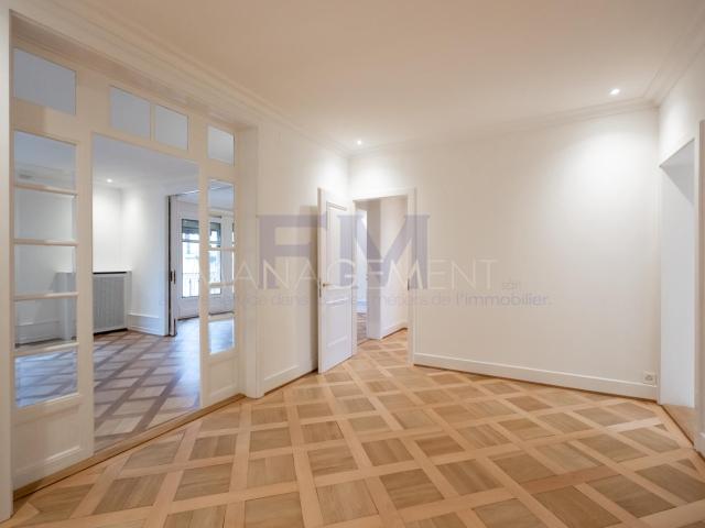 Rue de Marignac 6,5 pièces d'env. 154 m² au 6ème étage FM Management