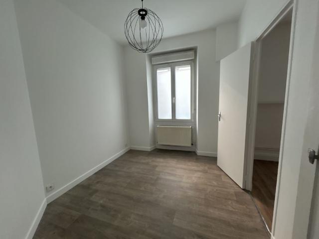 RUE DE METZ, Reims
