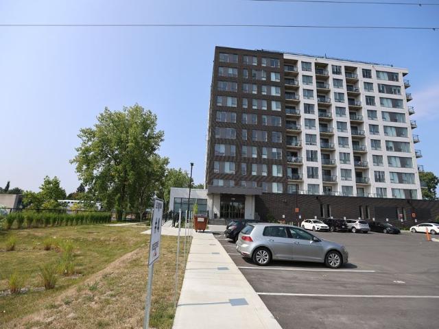 Rue de Royan, H7N 0H8, Laval