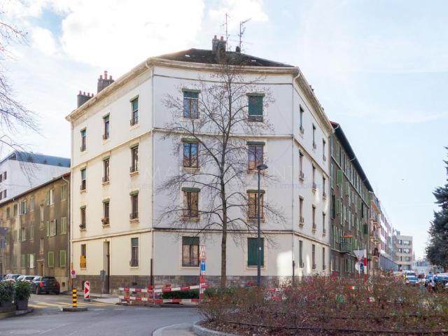 Rue des Caroubiers – 2 rooms of approx. 47 m² on the 2nd floor