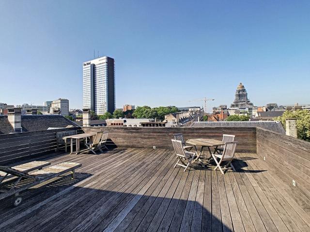 Rue des Petits Carmes 2 bedroom apartment with terrace